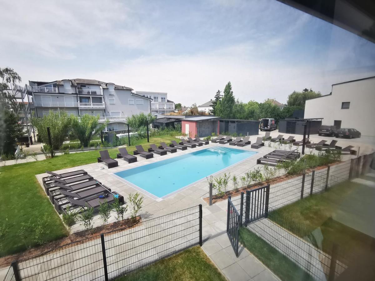Spa Residenz Neusiedl Appartments Neusiedl am See Exterior foto